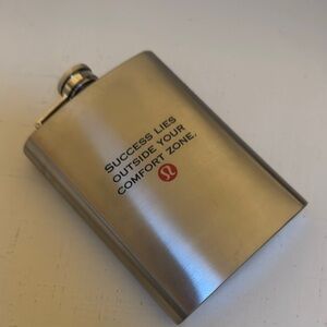 Lululemon flask